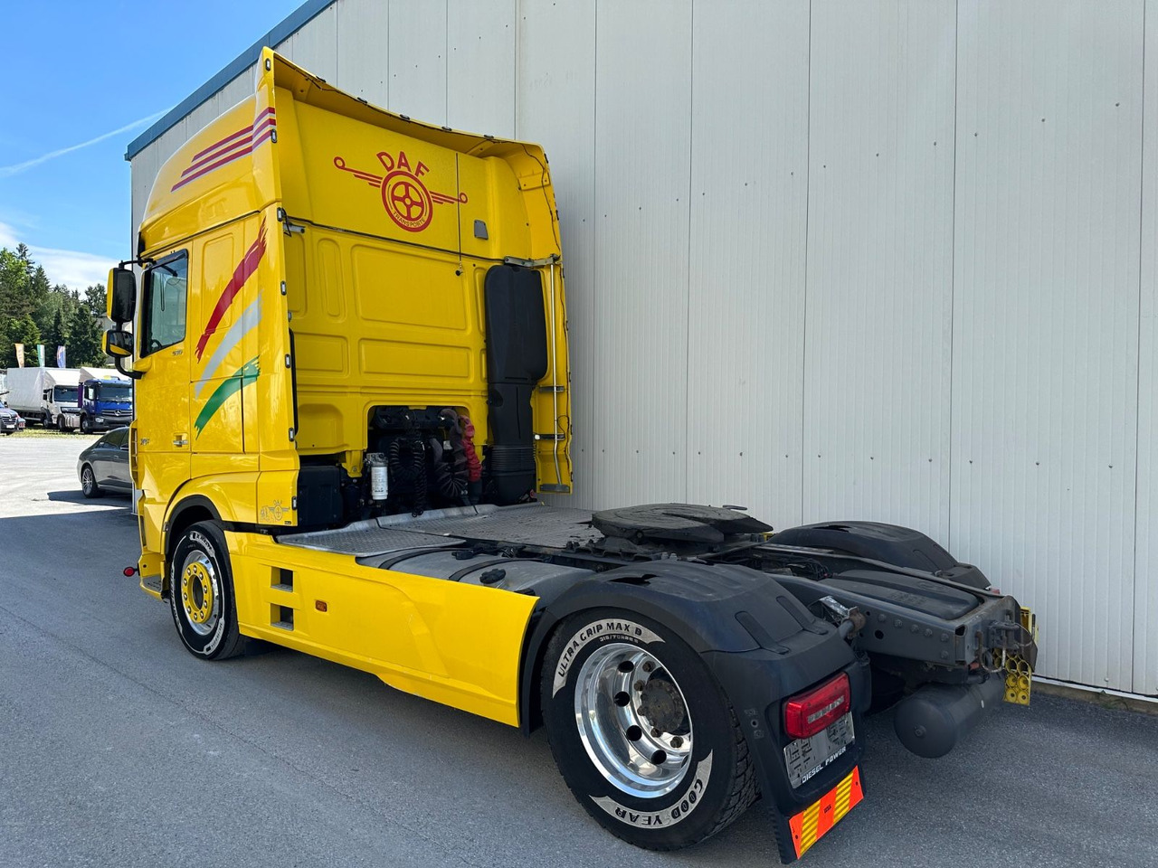 DAF XF 530 SSC Standklima Leder ALU Vollluft - Tractor unit: picture 4 DAF XF 530 SSC Standklima Leder ALU Vollluft - Tractor unit: picture 4