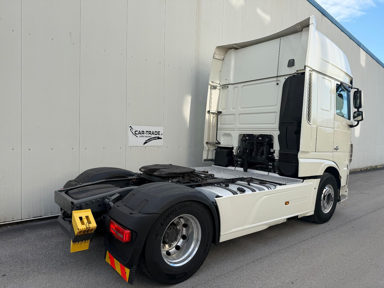 DAF XF 530 Vollausstattung Vollluft 2l-Hydraulik - Tractor unit: picture 3 DAF XF 530 Vollausstattung Vollluft 2l-Hydraulik - Tractor unit: picture 3