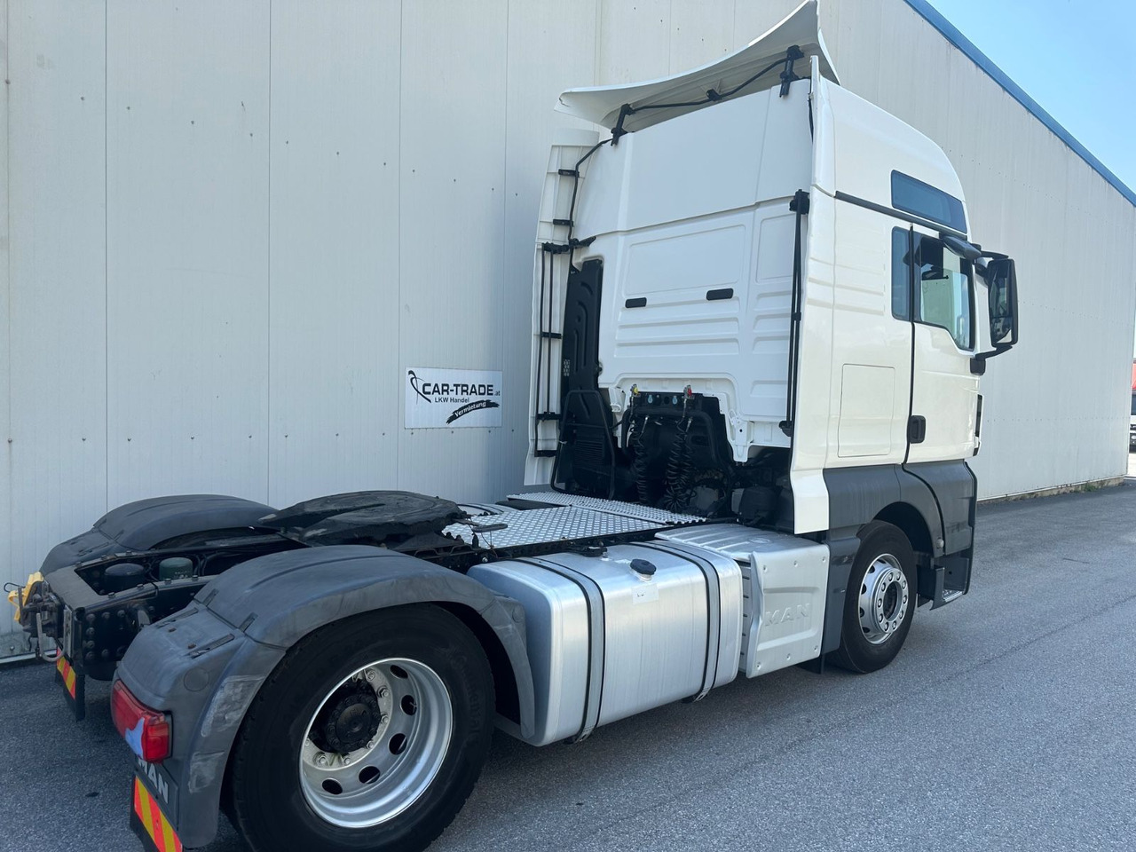 MAN TGX 18.460 XXL Intarder/Standklima - Tractor unit: picture 3 MAN TGX 18.460 XXL Intarder/Standklima - Tractor unit: picture 3