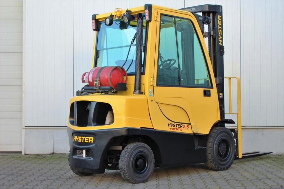 HYSTER H2.5FT Gas 2500kg Kabine 2018 Stapler UVV ✅ - LPG forklift: picture 1 HYSTER H2.5FT Gas 2500kg Kabine 2018 Stapler UVV ✅ - LPG forklift: picture 1