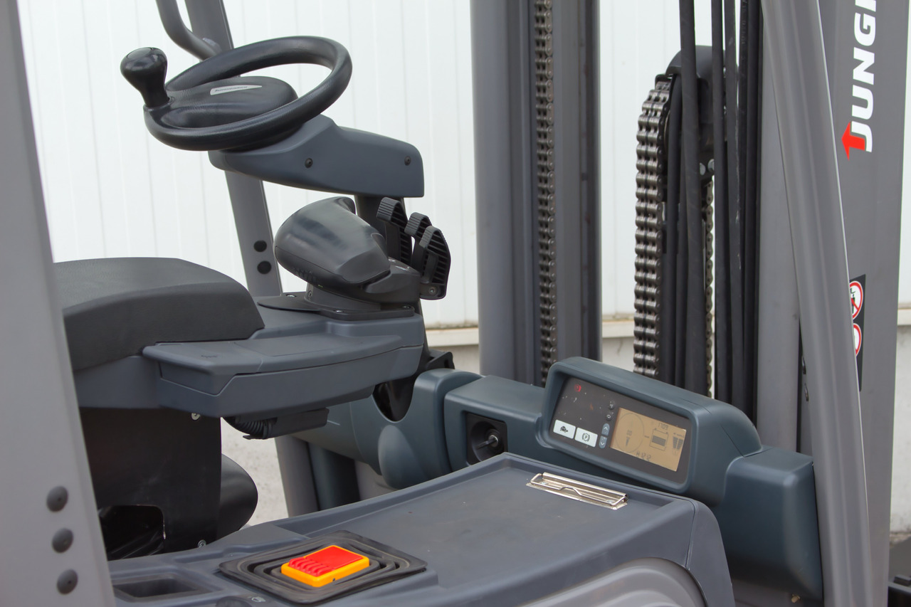 Leasing of JUNGHEINRICH EFG213 - Triplex - 1212h JUNGHEINRICH EFG213 - Triplex - 1212h: picture 19