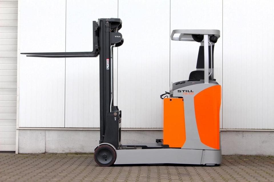 STILL FM-X25 2500kg 2018 Elektro Gabelstapler - Reach truck: picture 4 STILL FM-X25 2500kg 2018 Elektro Gabelstapler - Reach truck: picture 4