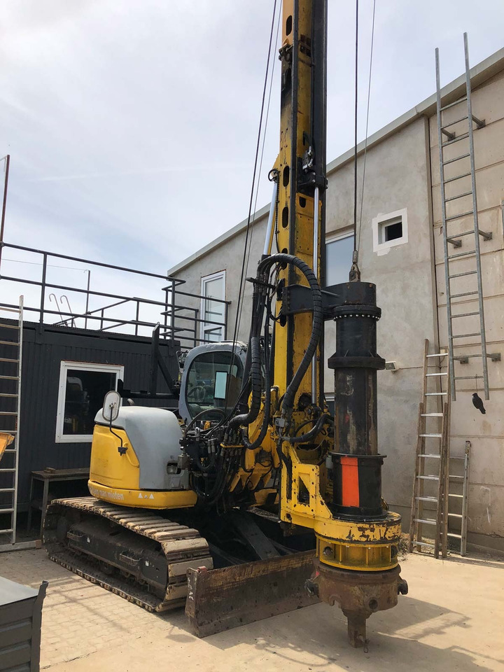 Tescar CF3 - Drilling rig: picture 1 Tescar CF3 - Drilling rig: picture 1