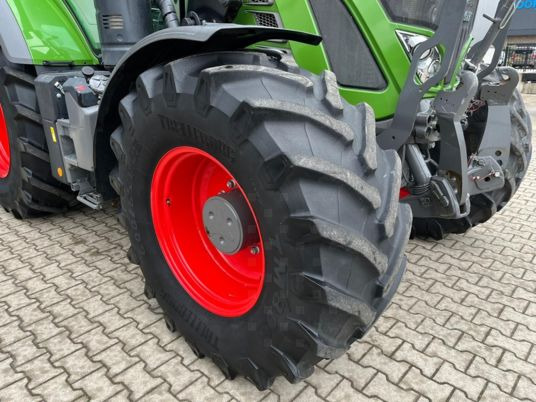 Fendt 720 S4 PROFI PLUS - Farm tractor: picture 4 Fendt 720 S4 PROFI PLUS - Farm tractor: picture 4