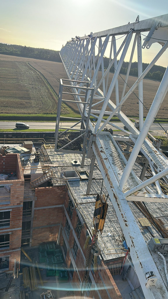 Liebherr 130 EC-B6 FR.Tronic - Tower crane: picture 5 Liebherr 130 EC-B6 FR.Tronic - Tower crane: picture 5