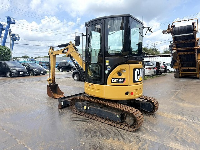 CAT 303ECR - Mini excavator: picture 3 CAT 303ECR - Mini excavator: picture 3