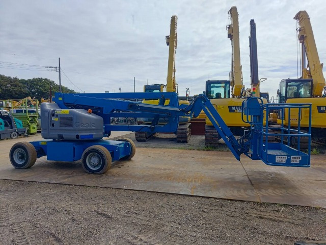 Articulated boom lift GENIE Z-45/25JRT: picture 6