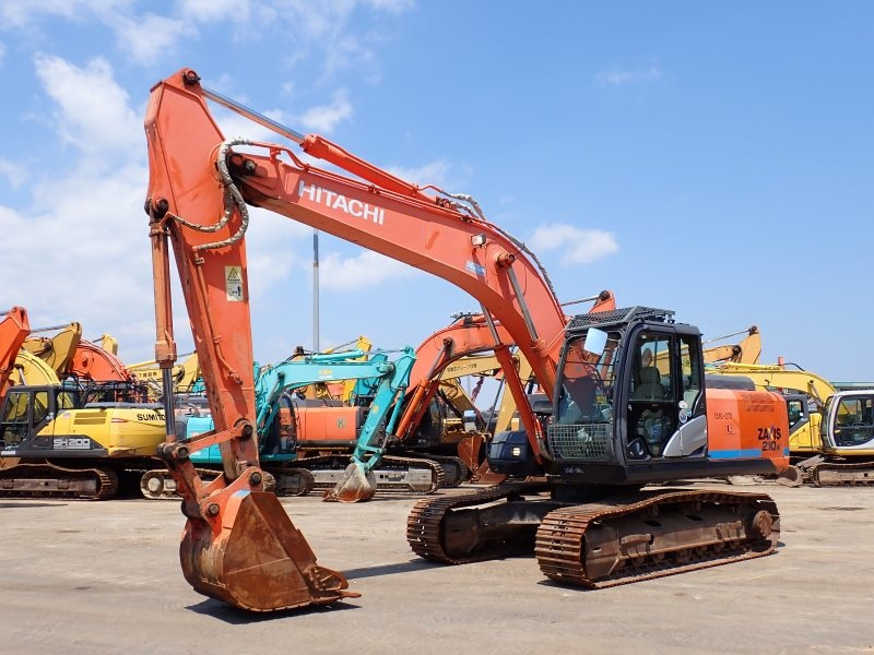 HITACHI ZX210K-5B - Crawler excavator: picture 1 HITACHI ZX210K-5B - Crawler excavator: picture 1
