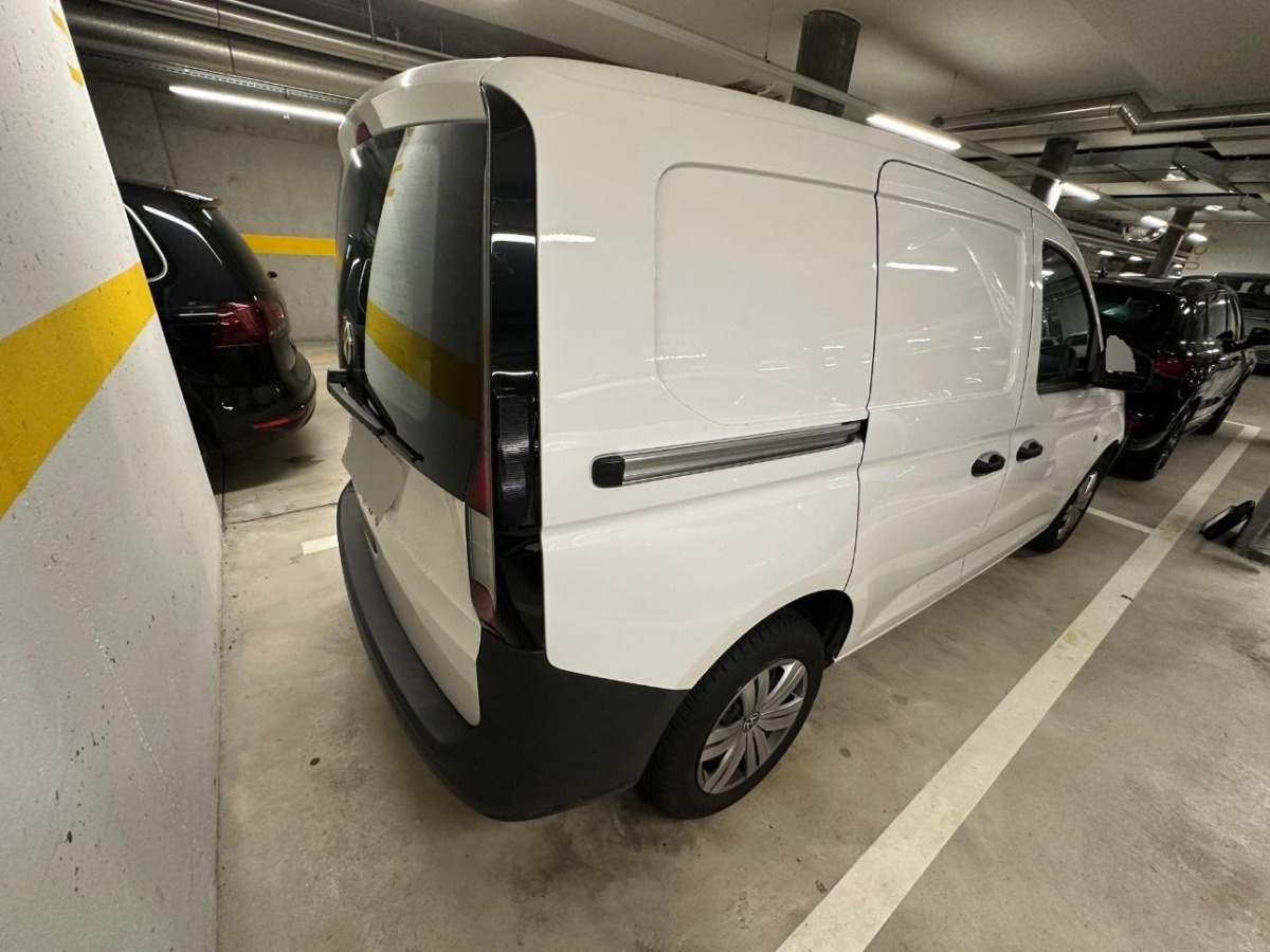 VOLKSWAGEN Caddy 1.5 TSI (Unfall) - Small van: picture 5 VOLKSWAGEN Caddy 1.5 TSI (Unfall) - Small van: picture 5