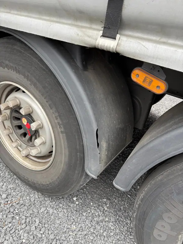 Curtainsider semi-trailer LeciTrailer Tautliner 3E20 Tautliner 3E20*1er essieu relevable*essieux SAF: picture 14 Curtainsider semi-trailer LeciTrailer Tautliner 3E20 Tautliner 3E20*1er essieu relevable*essieux SAF: picture 14