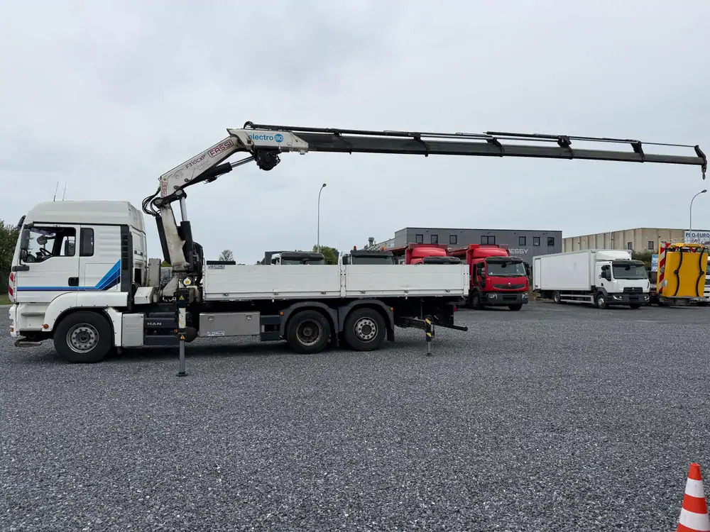 MAN TGA 26.400 *FASSI 31 TM*6EXTENSIONS*WINCH*REMOTE*BDF BOX - Dropside/ Flatbed truck, Crane truck: picture 3 MAN TGA 26.400 *FASSI 31 TM*6EXTENSIONS*WINCH*REMOTE*BDF BOX - Dropside/ Flatbed truck, Crane truck: picture 3