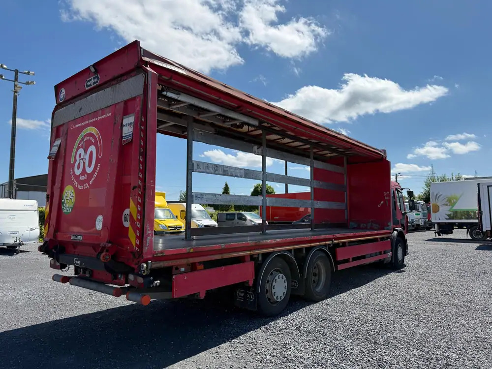Renault Premium *451.000 km*Hayon 2500 kg*Full pneumatique*Euro5 - Curtain side truck: picture 5 Renault Premium *451.000 km*Hayon 2500 kg*Full pneumatique*Euro5 - Curtain side truck: picture 5