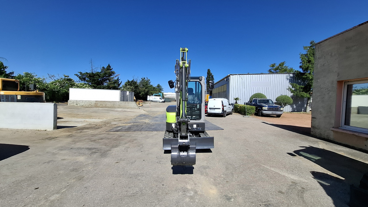 ZOOMLION ZE26GU - Mini excavator: picture 3 ZOOMLION ZE26GU - Mini excavator: picture 3