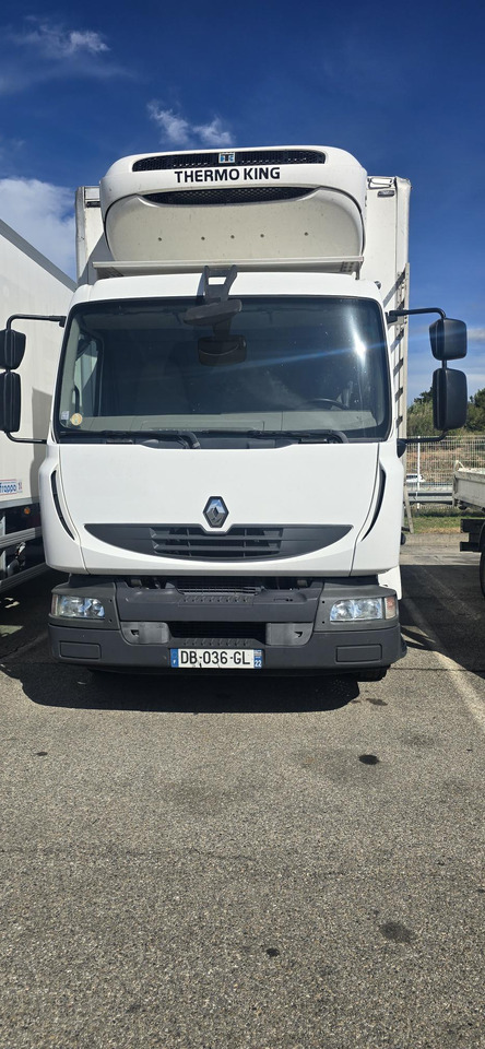 RENAULT - Refrigerated truck: picture 2 RENAULT - Refrigerated truck: picture 2
