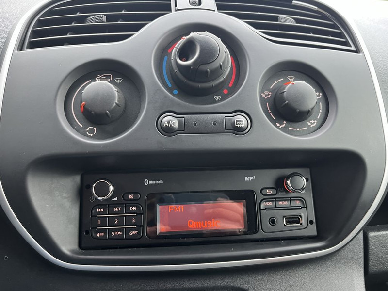 Small van Renault Kangoo 1.5 dCi 90pk E6 Comfort BPM Vrij! Lease €129 p/m, Airco, PDC, 2x Schuifdeur Volledig onderhoudshistorie aanwezig: picture 9