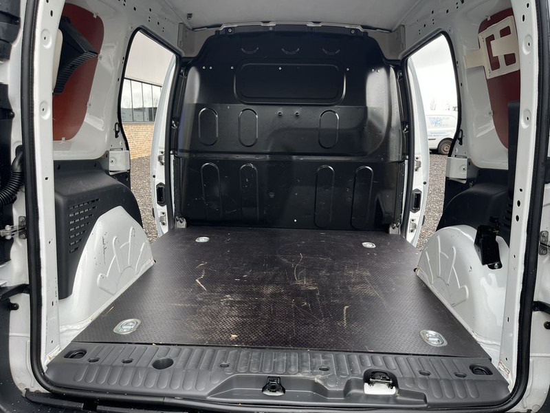 Small van Renault Kangoo 1.5 dCi 90pk E6 Comfort BPM Vrij! Lease €129 p/m, Airco, PDC, 2x Schuifdeur Volledig onderhoudshistorie aanwezig: picture 14