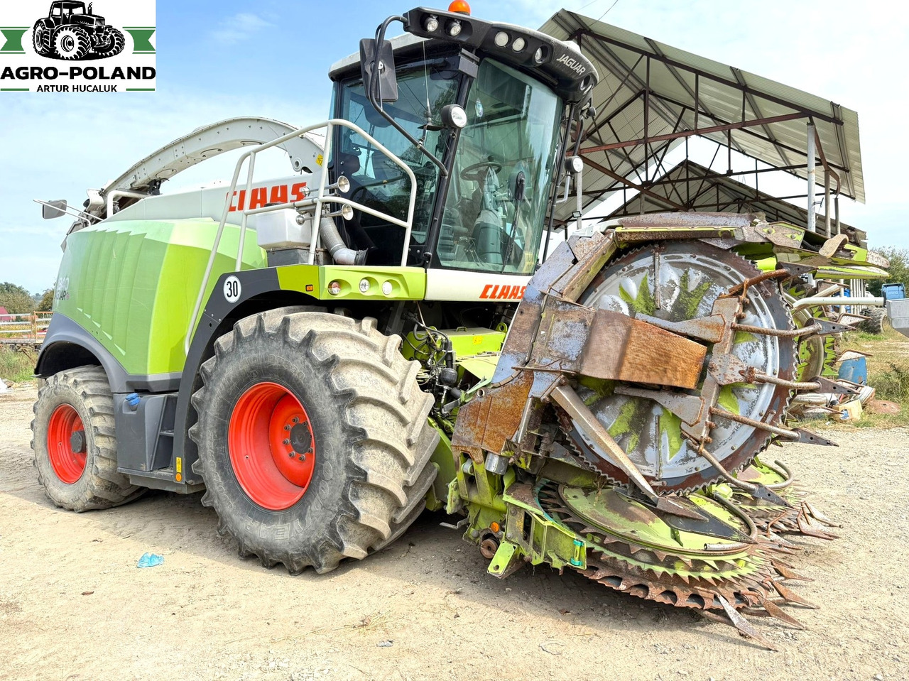 CLAAS JAGUAR 940 - 2014 ROK - 4X4 + ORBIS 600 + PU 300 - Forage harvester: picture 3 CLAAS JAGUAR 940 - 2014 ROK - 4X4 + ORBIS 600 + PU 300 - Forage harvester: picture 3