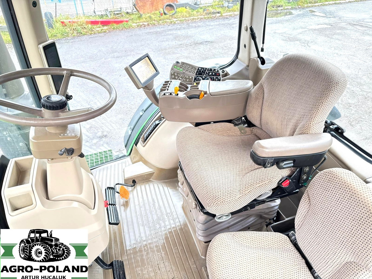 JOHN DEERE 8285 R - POWERSHIFT - 2012 ROK - GPS - AUTOTRAC - Farm tractor: picture 5 JOHN DEERE 8285 R - POWERSHIFT - 2012 ROK - GPS - AUTOTRAC - Farm tractor: picture 5