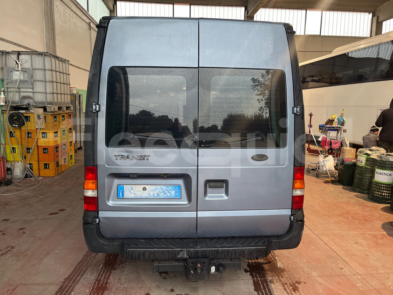 Ford Transit - Minibus, People carrier: picture 4 Ford Transit - Minibus, People carrier: picture 4