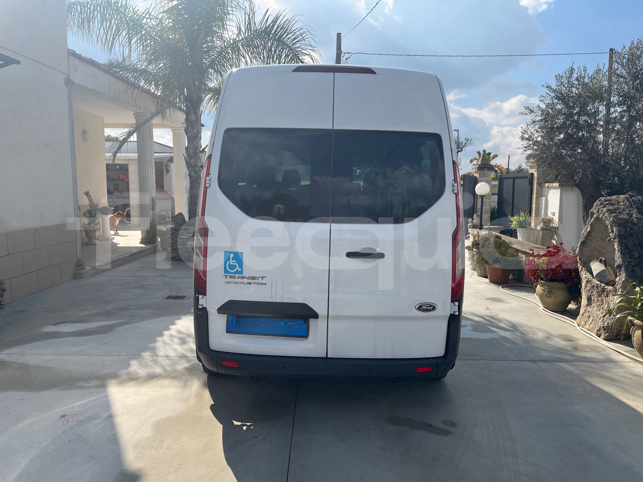 Ford Transit - Minibus, People carrier: picture 5 Ford Transit - Minibus, People carrier: picture 5
