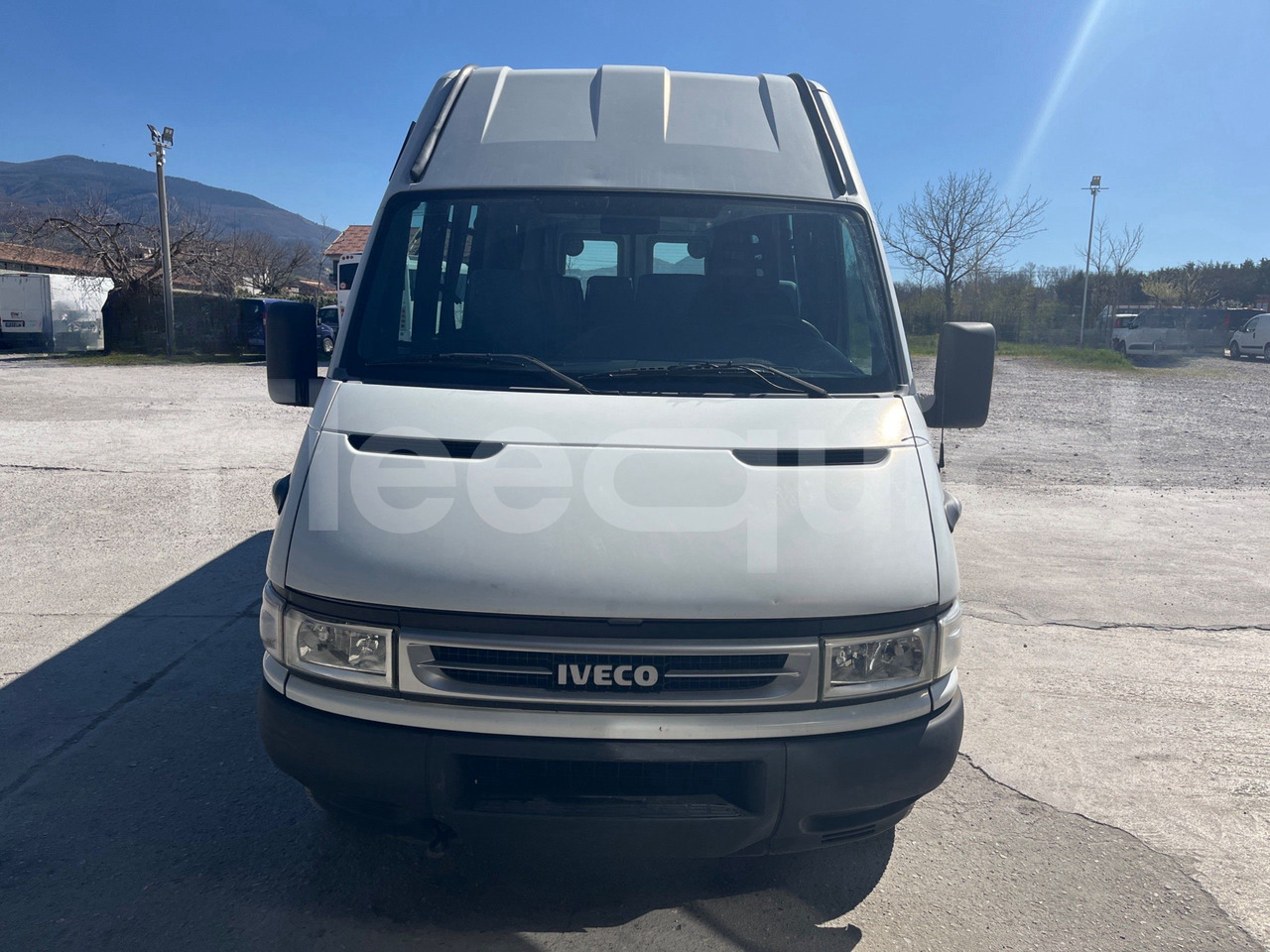 Iveco A50 - Minibus, People carrier: picture 2 Iveco A50 - Minibus, People carrier: picture 2