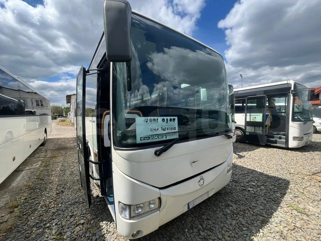 Iveco Crossway - Suburban bus: picture 1 Iveco Crossway - Suburban bus: picture 1