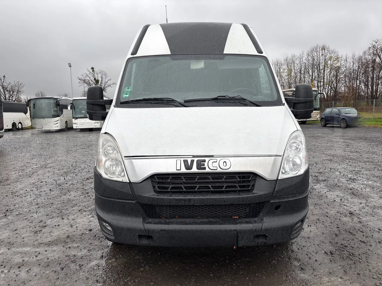 Iveco Daily - Minibus, People carrier: picture 2 Iveco Daily - Minibus, People carrier: picture 2
