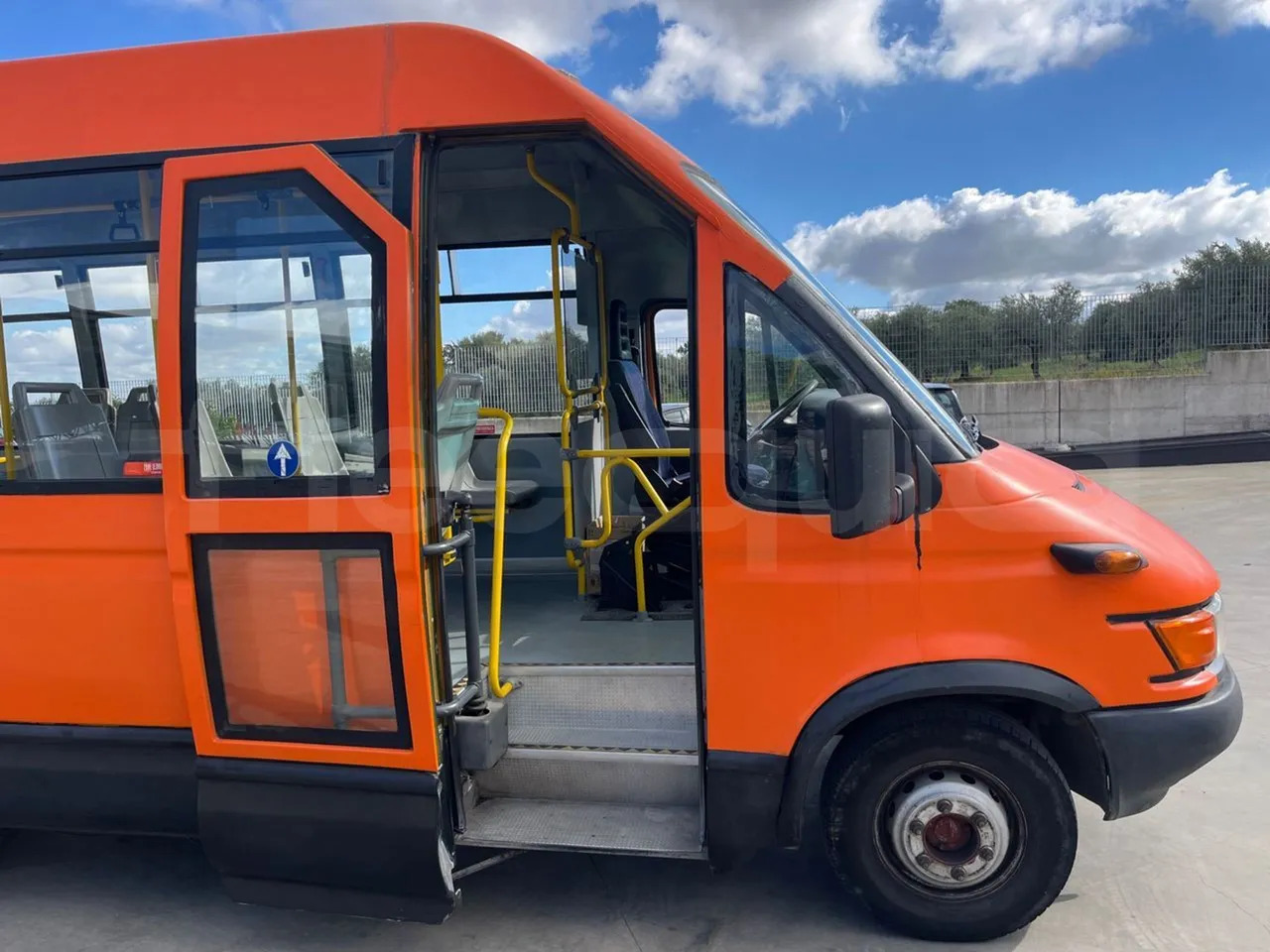 City bus Iveco Daily: picture 13