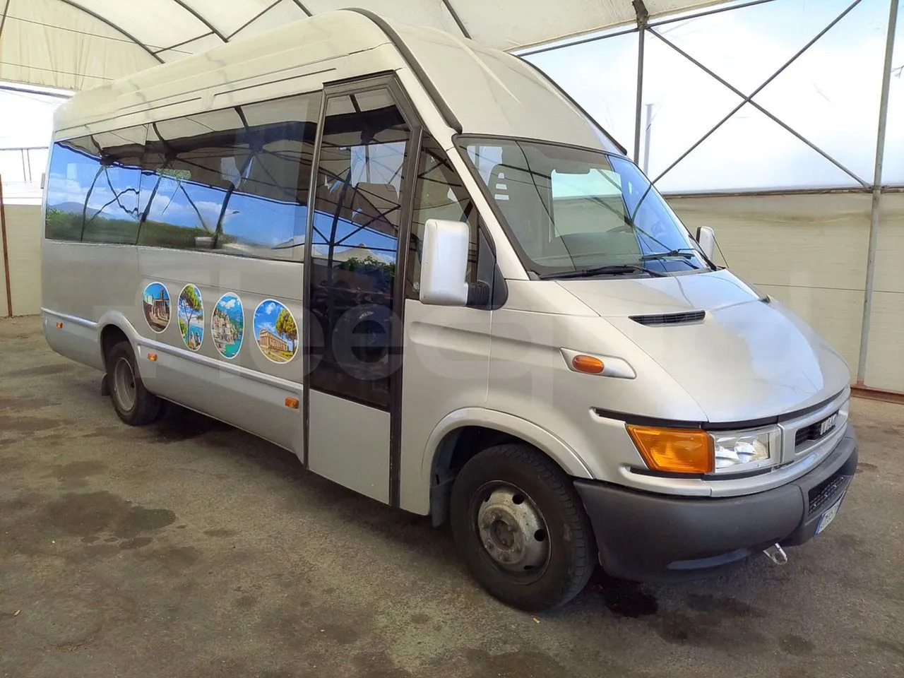 Iveco Daily - Minibus, People carrier: picture 1 Iveco Daily - Minibus, People carrier: picture 1