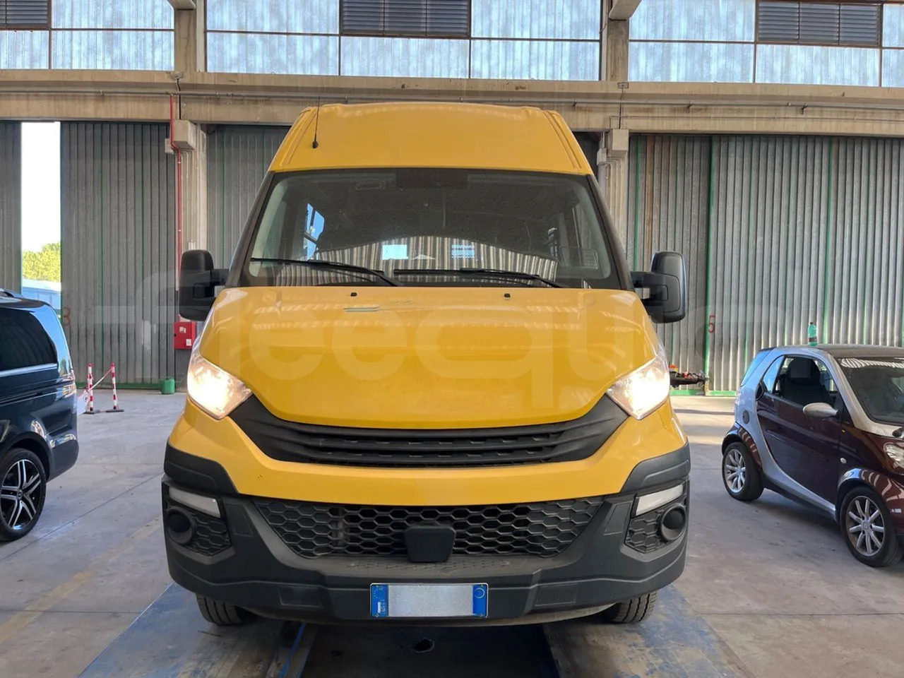 Iveco Daily - School bus: picture 2 Iveco Daily - School bus: picture 2