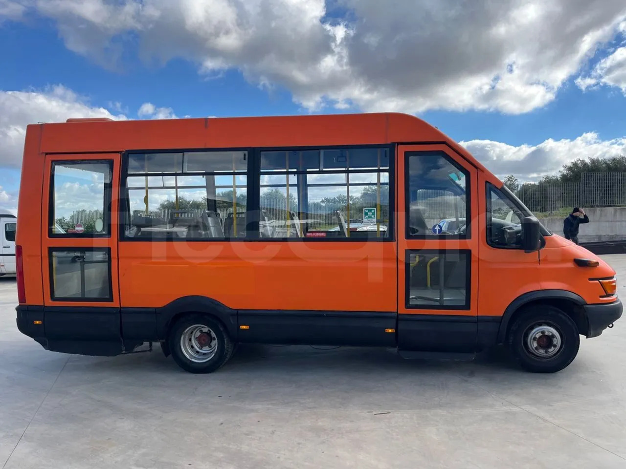 City bus Iveco Daily: picture 11