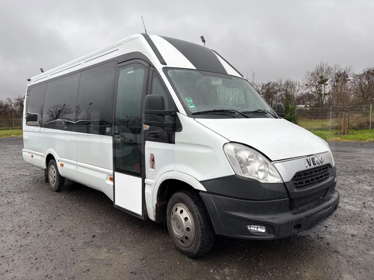 Iveco Daily - Minibus, People carrier: picture 1 Iveco Daily - Minibus, People carrier: picture 1