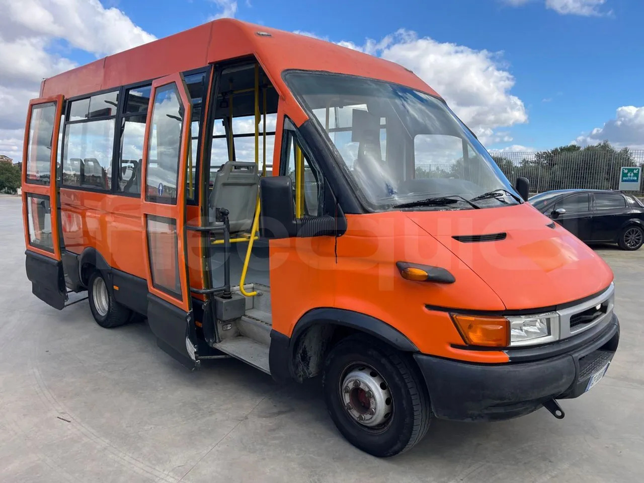 City bus Iveco Daily: picture 10