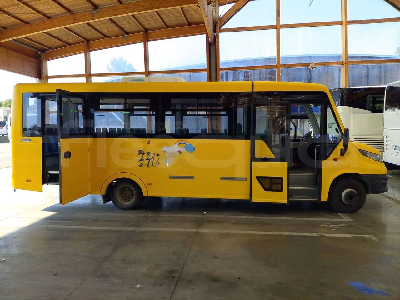 School bus Iveco Indcar: picture 12 School bus Iveco Indcar: picture 12