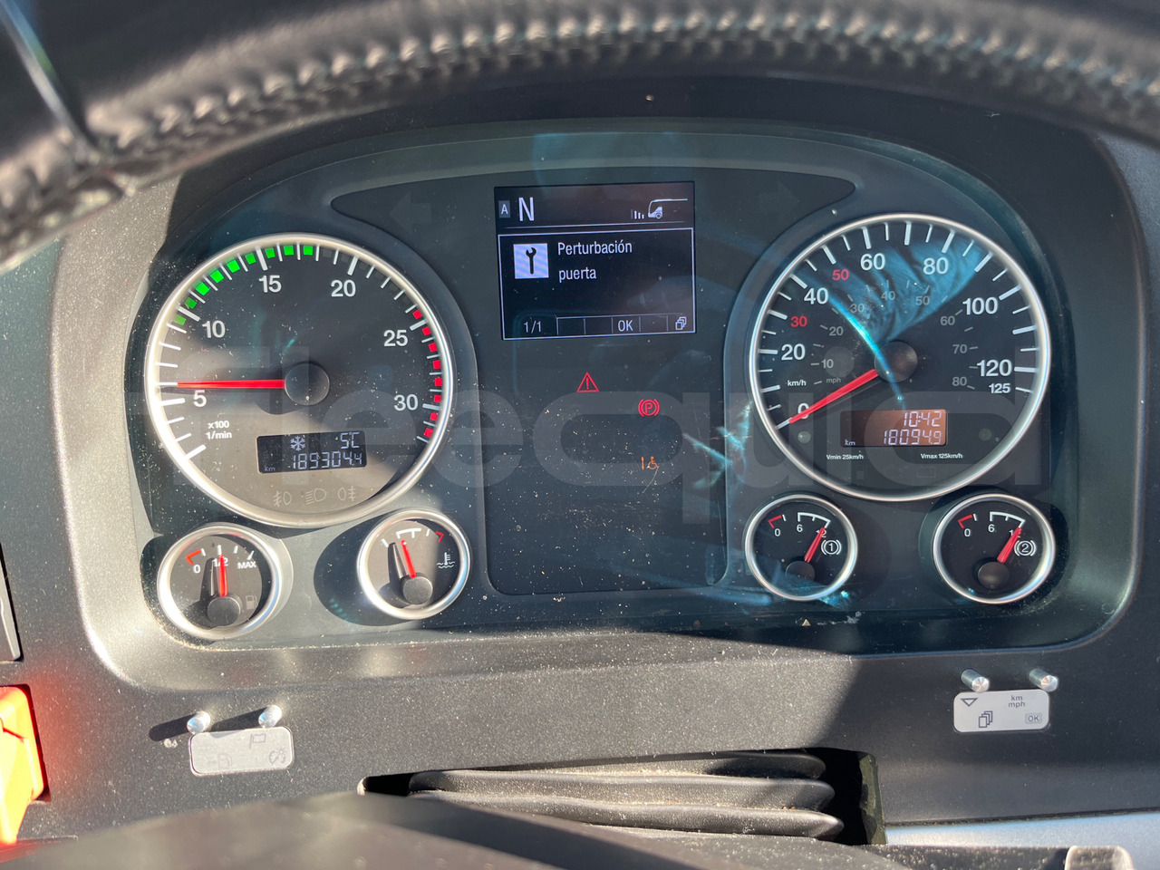 Man Lion's Coach - Coach: picture 3 Man Lion's Coach - Coach: picture 3