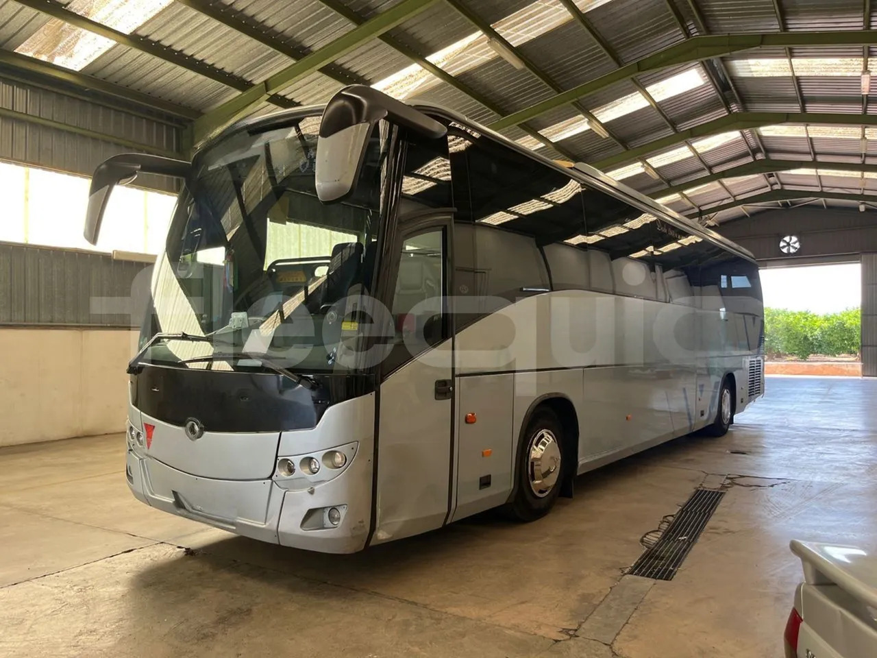 Man Ratio - Coach: picture 4 Man Ratio - Coach: picture 4