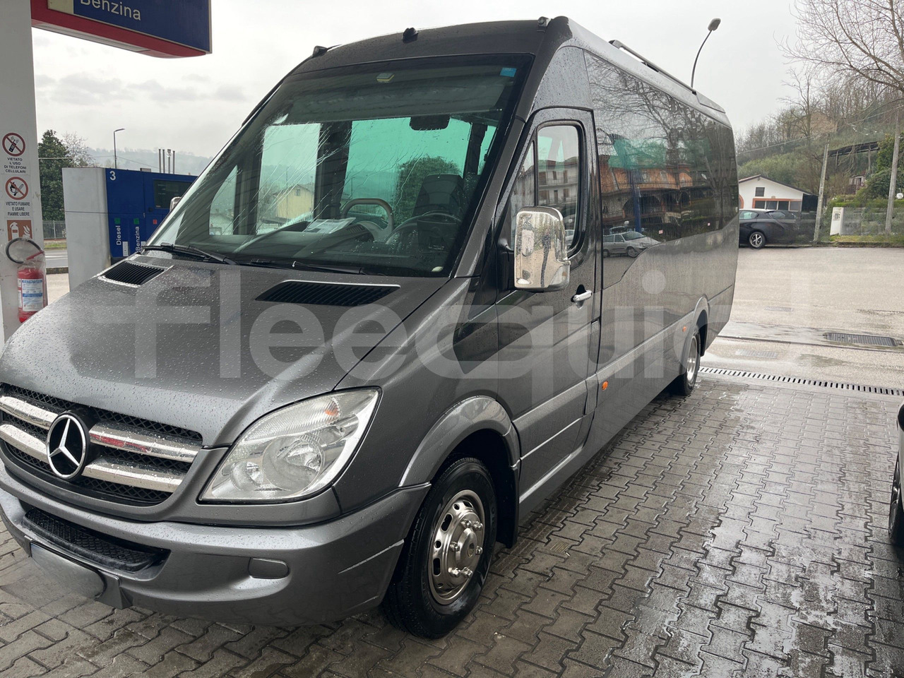 Mercedes-Benz Sprinter - Minibus, People carrier: picture 4 Mercedes-Benz Sprinter - Minibus, People carrier: picture 4