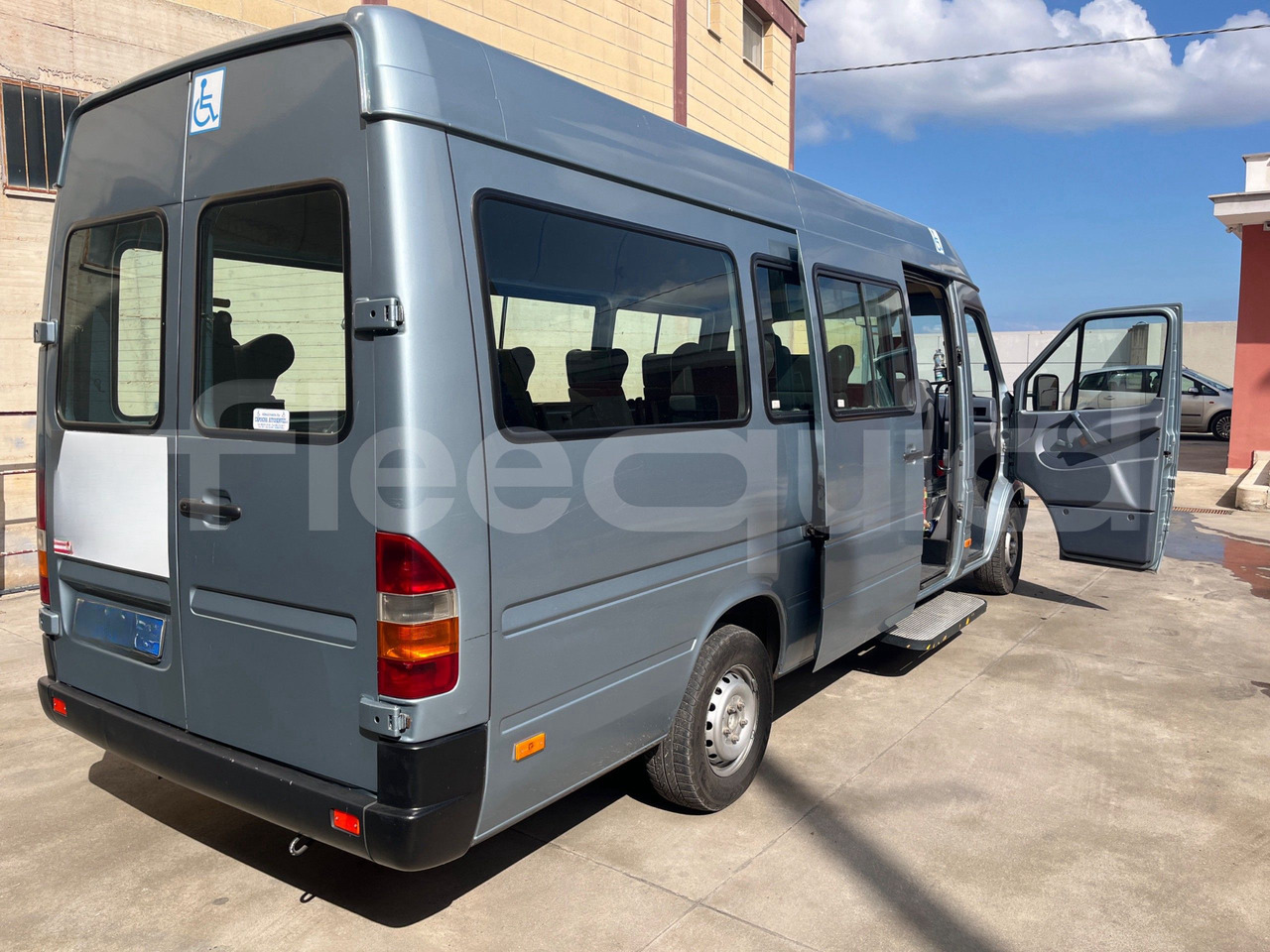 Leasing of  Mercedes-Benz Sprinter Mercedes-Benz Sprinter: picture 8