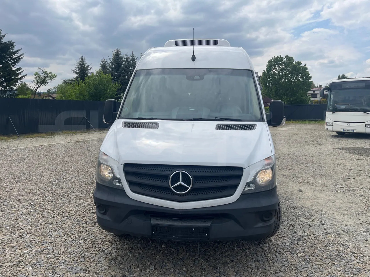 Mercedes-Benz Sprinter - Coach: picture 1 Mercedes-Benz Sprinter - Coach: picture 1