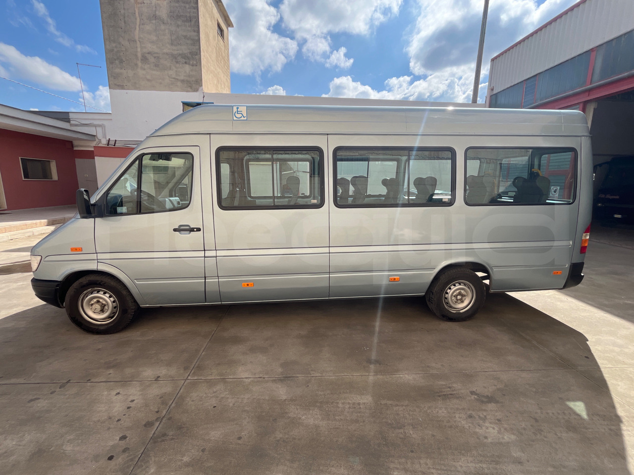 Leasing of  Mercedes-Benz Sprinter Mercedes-Benz Sprinter: picture 6