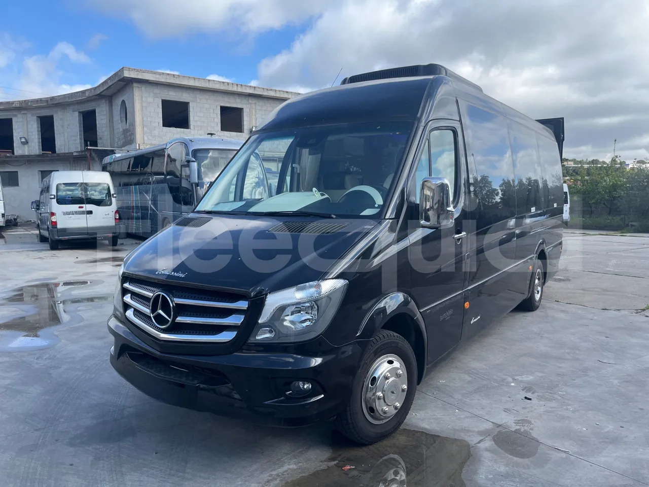 Mercedes-Benz Sprinter - Minibus, People carrier: picture 4 Mercedes-Benz Sprinter - Minibus, People carrier: picture 4