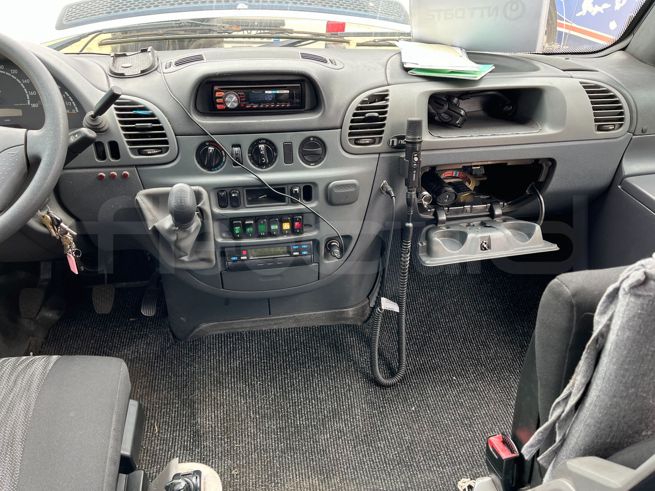 Mercedes-Benz Sprinter - Minibus, People carrier: picture 2 Mercedes-Benz Sprinter - Minibus, People carrier: picture 2