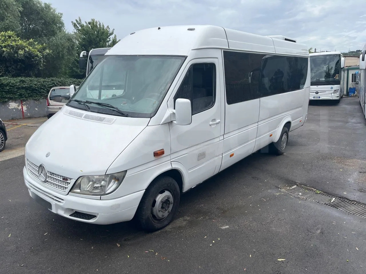 Mercedes-Benz Sprinter - Minibus, People carrier: picture 4 Mercedes-Benz Sprinter - Minibus, People carrier: picture 4