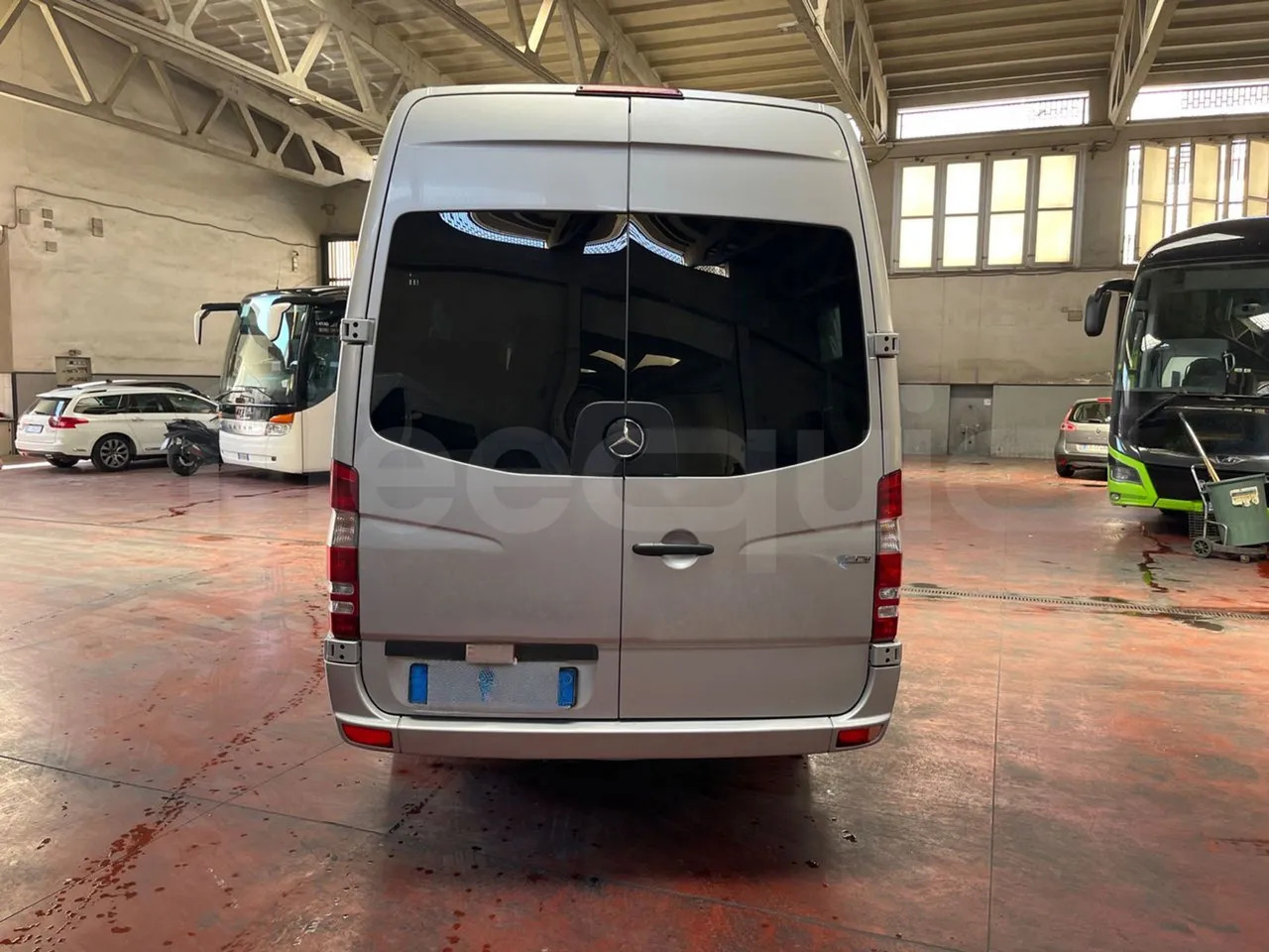 Mercedes-Benz Sprinter - Minibus, People carrier: picture 5 Mercedes-Benz Sprinter - Minibus, People carrier: picture 5