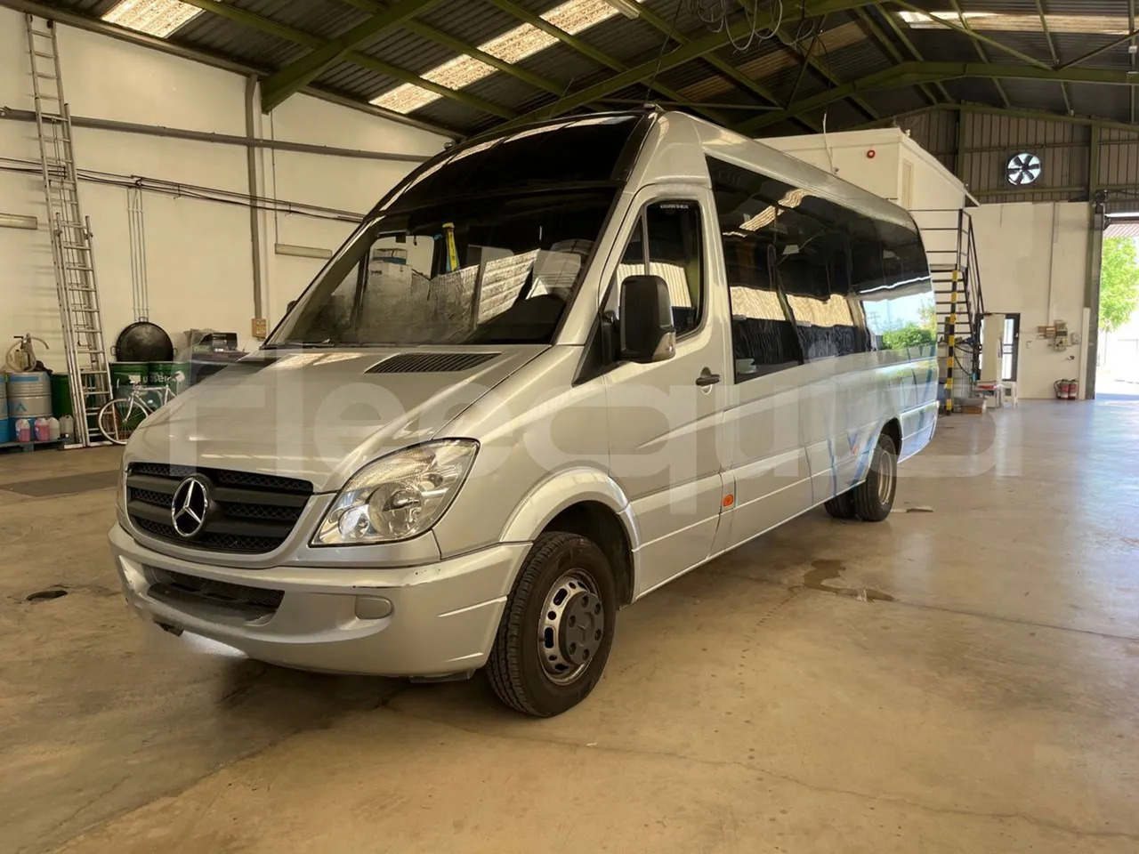 Mercedes-Benz Sprinter - Minibus, People carrier: picture 4 Mercedes-Benz Sprinter - Minibus, People carrier: picture 4
