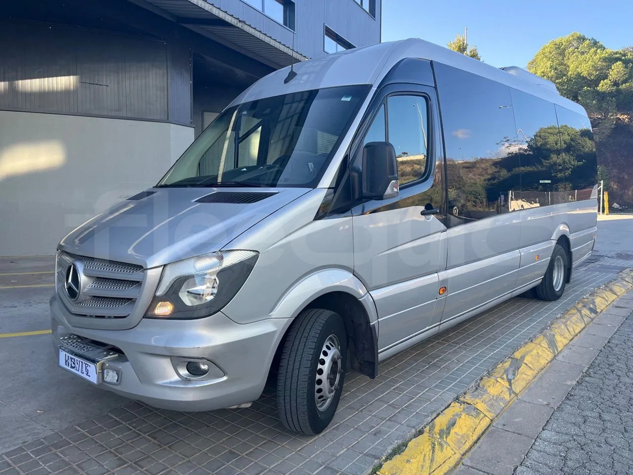 Mercedes-Benz Sprinter - Minibus, People carrier: picture 4 Mercedes-Benz Sprinter - Minibus, People carrier: picture 4
