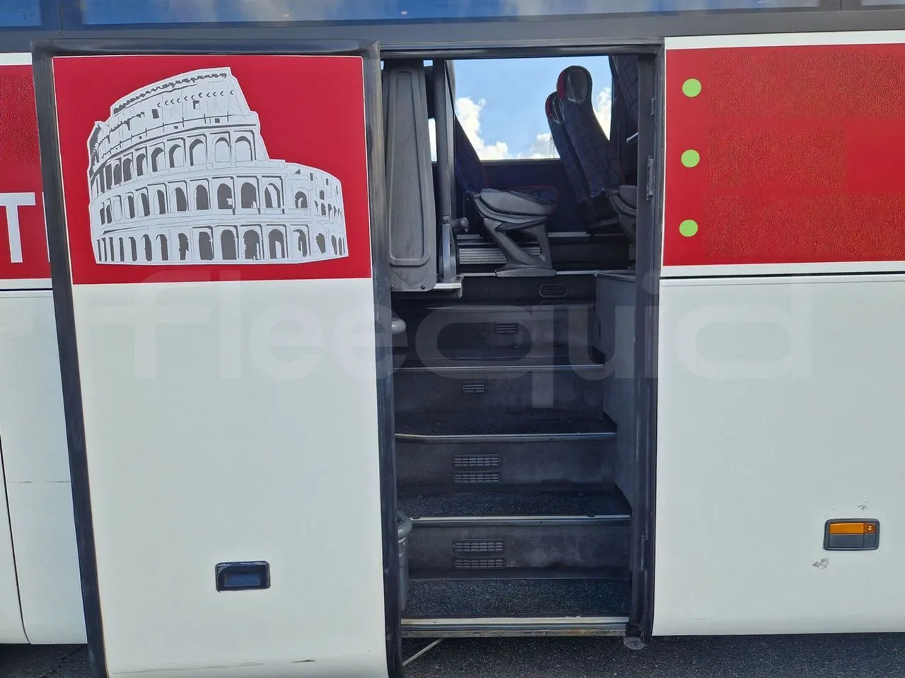 Leasing of  Mercedes-Benz Tourismo Mercedes-Benz Tourismo: picture 16 Leasing of  Mercedes-Benz Tourismo Mercedes-Benz Tourismo: picture 16