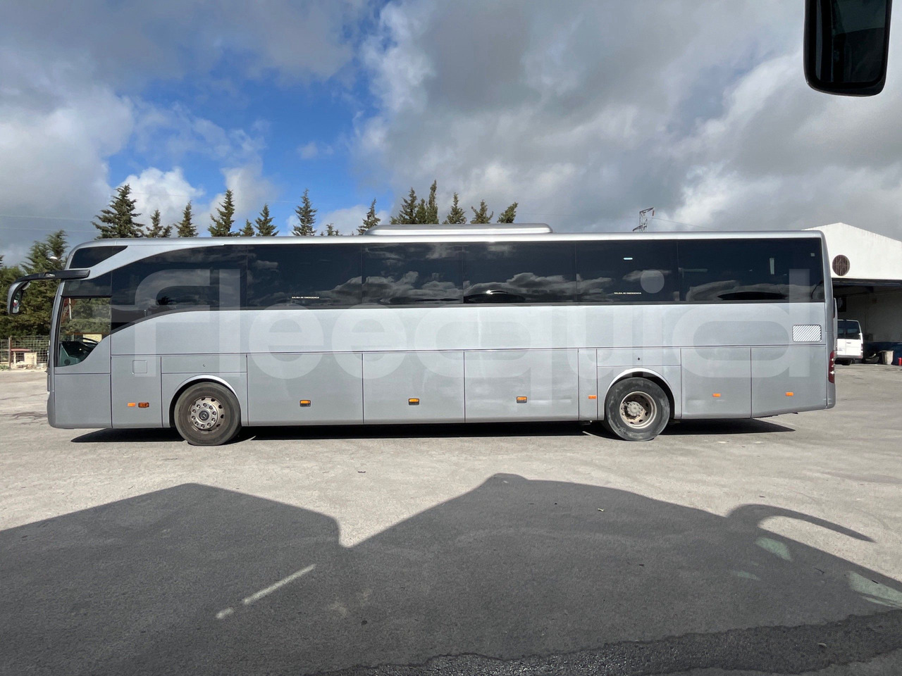 Coach Mercedes-Benz Tourismo: picture 6