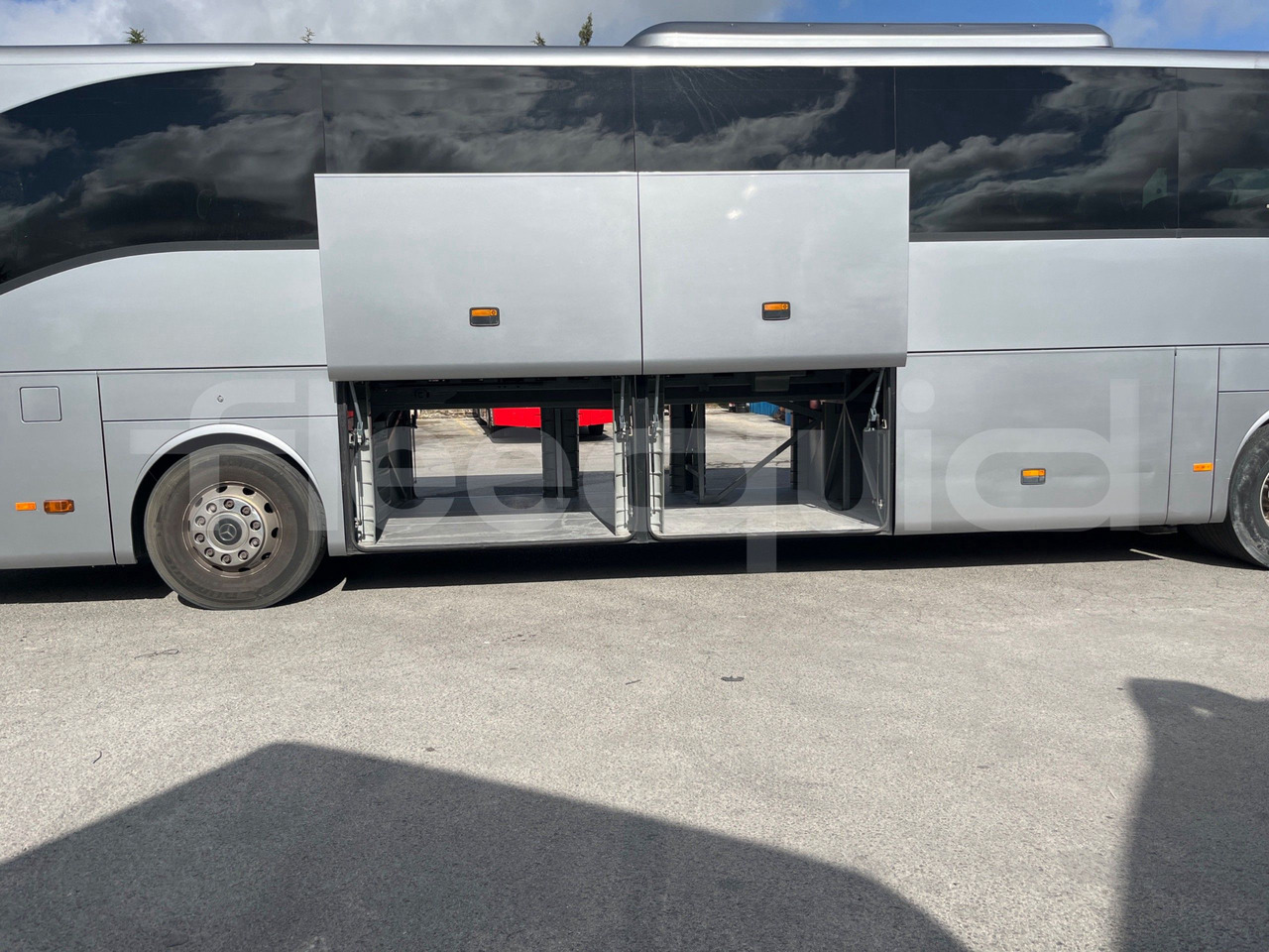 Coach Mercedes-Benz Tourismo: picture 7