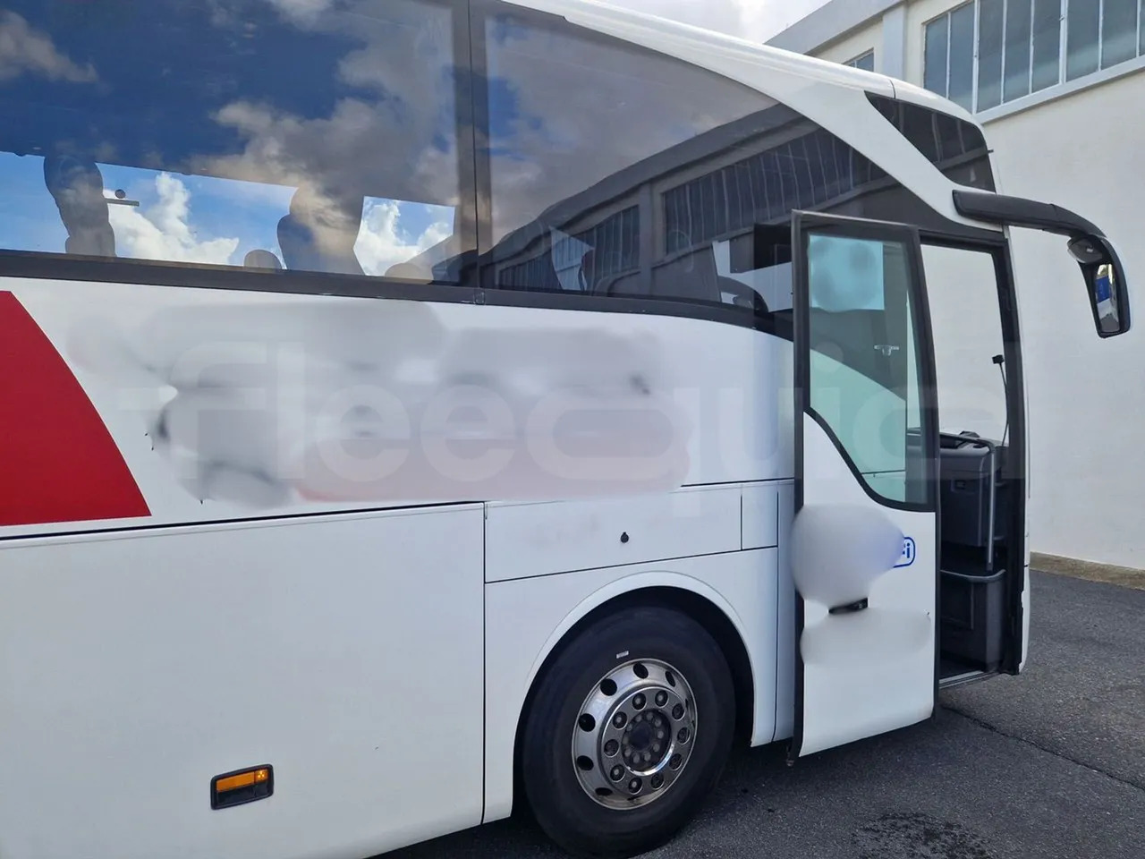 Leasing of  Mercedes-Benz Tourismo Mercedes-Benz Tourismo: picture 18 Leasing of  Mercedes-Benz Tourismo Mercedes-Benz Tourismo: picture 18